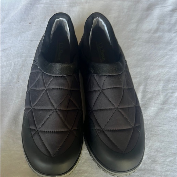 L.L. Bean Black Geometric Slip-On Loafers #206 - Picture 1 of 10